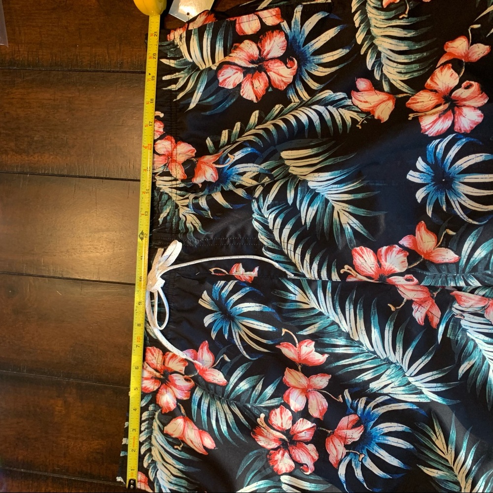 Ocean and Coast Swim Trunk Black Floral XXL - Picture 7 of 7